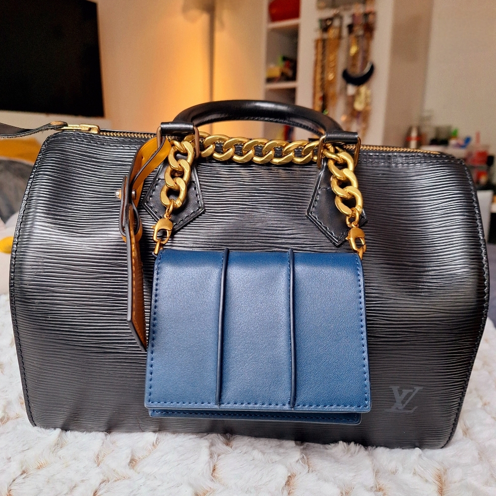 Authentic Louis Vuitton Speedy 25 RARE